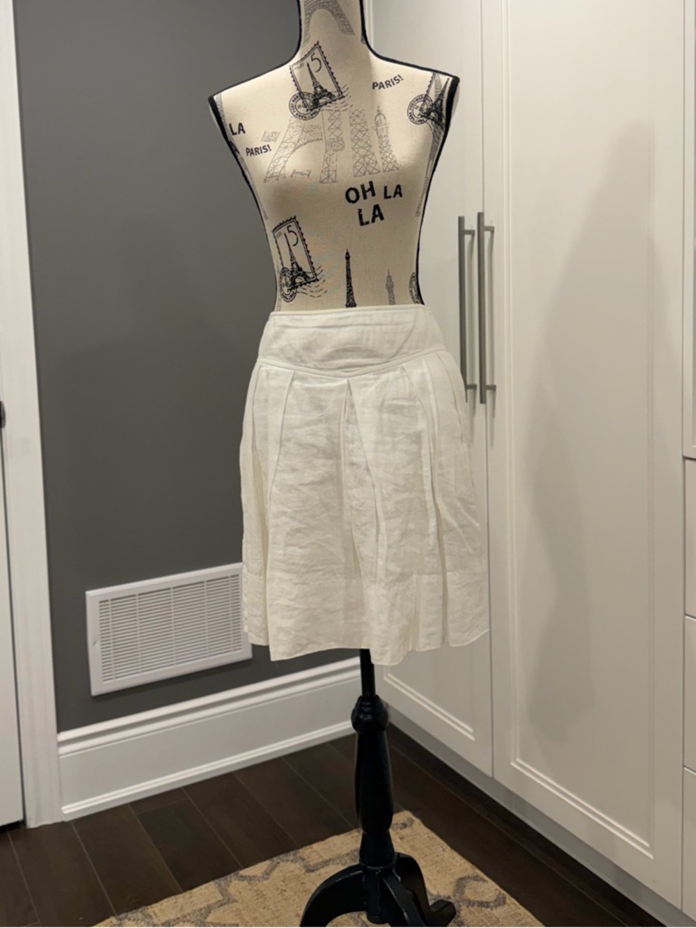 Banana Republic White Linen Pleated A-Line Skirt